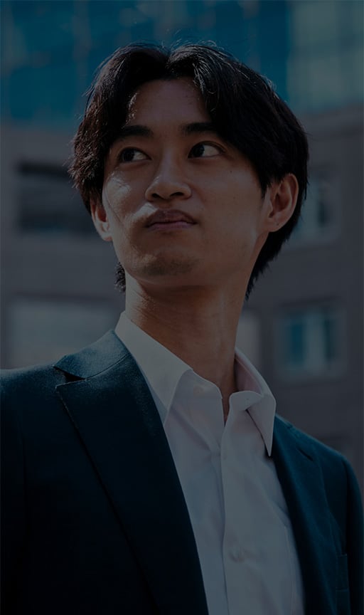 女性社員の画像