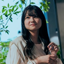 女性社員の写真